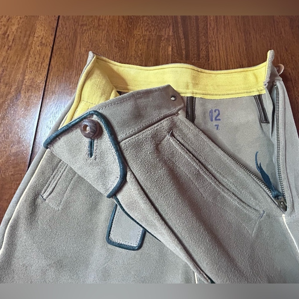 Vintage Size 12 Small Leather Suede Lederhosen Short - Picture 7 of 7